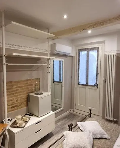 Bed & Breakfast Le Stanze Di Rigoletto 3*